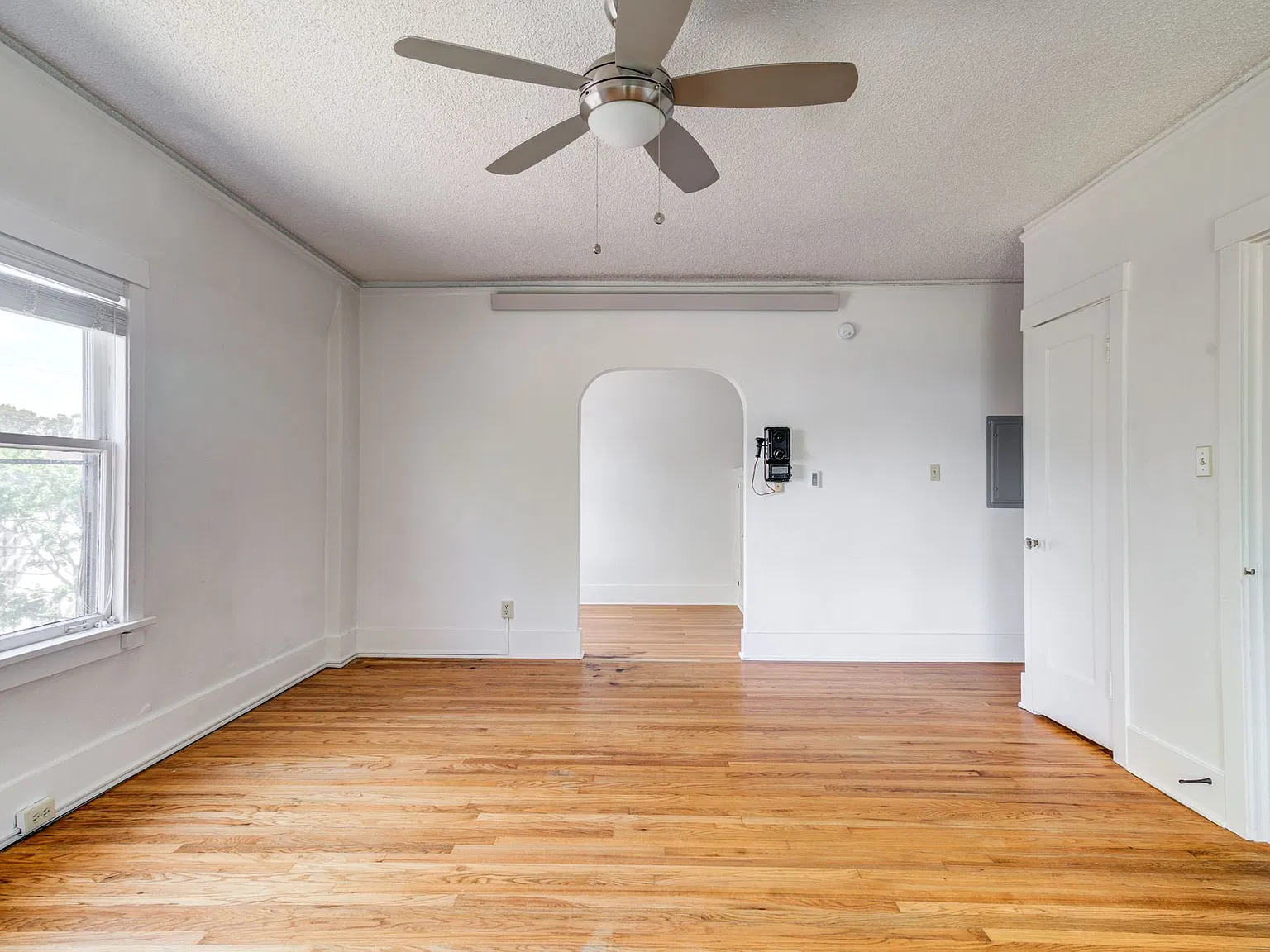 Ladd Apartments — Photo 4