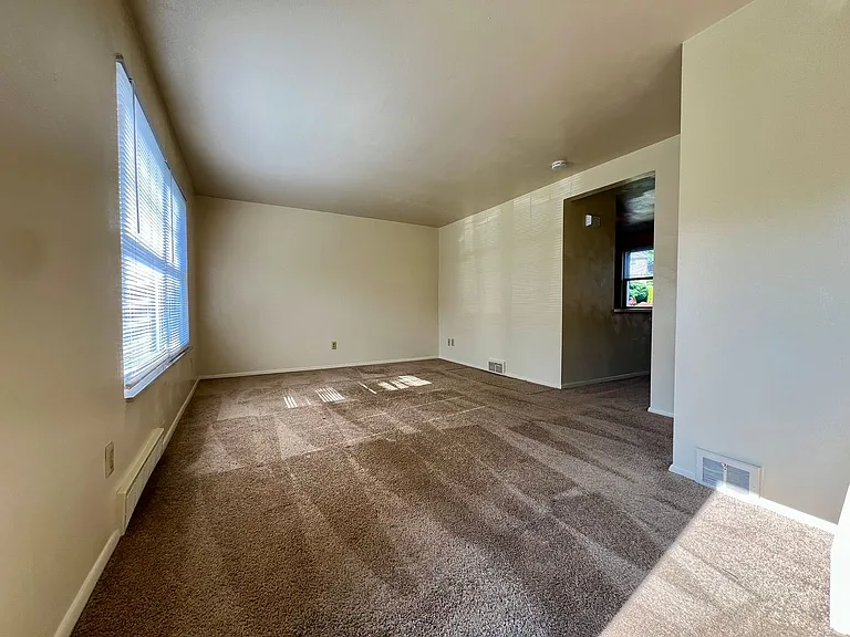 442 Mower Dr #D — Photo 4