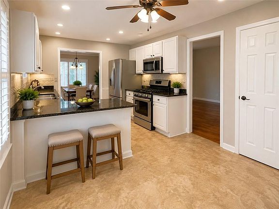 5th image of 3177 Bellestone Ct