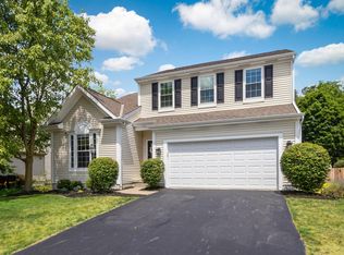 738 Streamwater Dr, Blacklick, OH 43004