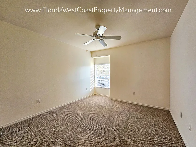 7654 Plantation Cir — Photo 9