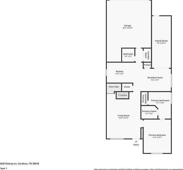3 bed, 2.5 bath, 1610 sqft, $1,815 — Photo 2