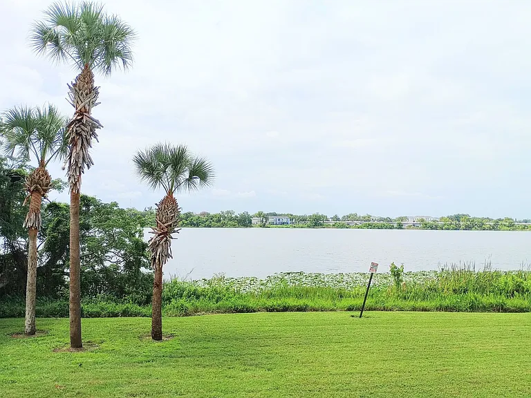 1440 Lake Shadow Cir #8304 — Photo 4