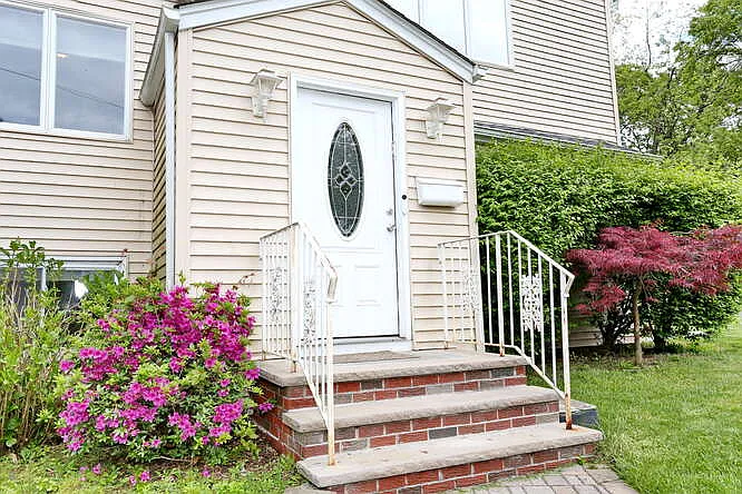 4 bed, 3.5 bath, $5,800 — Photo 2