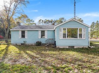 4263 S Quarterline Rd, Muskegon, MI 49444