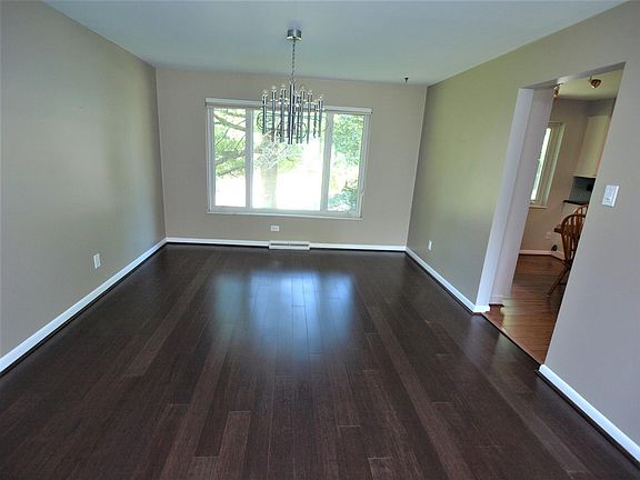 4th image of 5687 Pinehill Dr