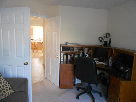 3rd image of 4389 Haybury Dr