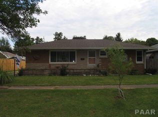 107 W Smith St, Wyoming, IL 61491
