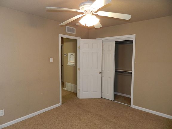 5th image of 1428 NW Logan Ave