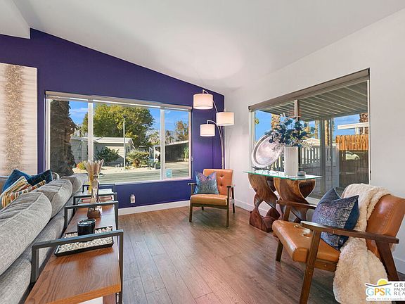 2nd image of 284 Avenida Andorra
