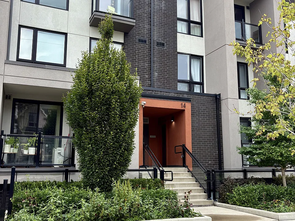 14 Marquette Ave #7