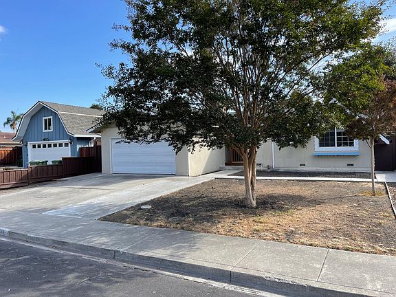 2nd image of 3430 Notre Dame Dr