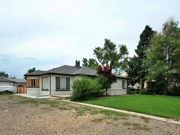 1555 Eaton St, Lakewood, CO 80214