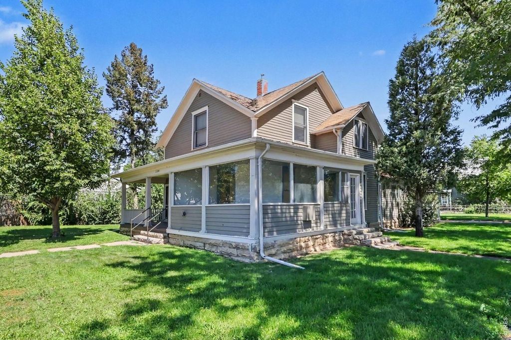 1204 N Lincoln Ave