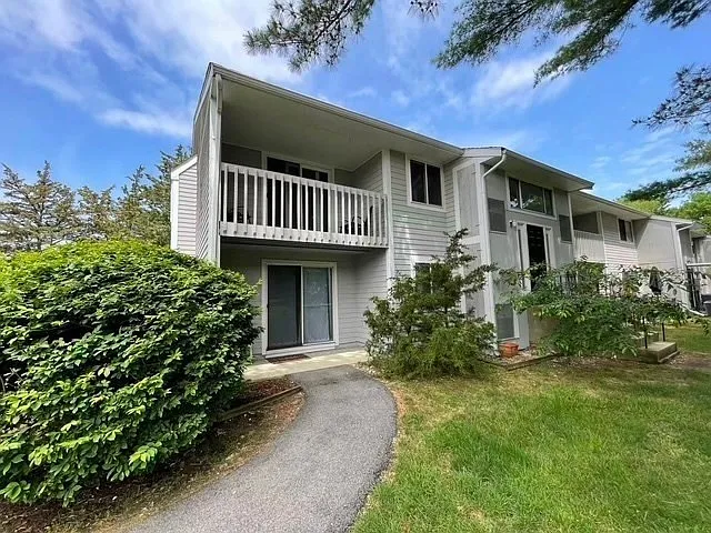 12 Beals Cove Rd #H — Photo 8