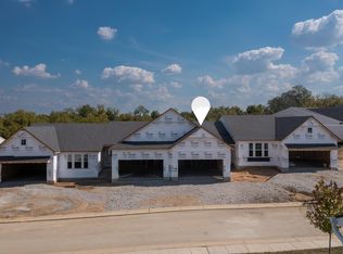 2145 Ridgeline Dr, Hebron, KY 41048