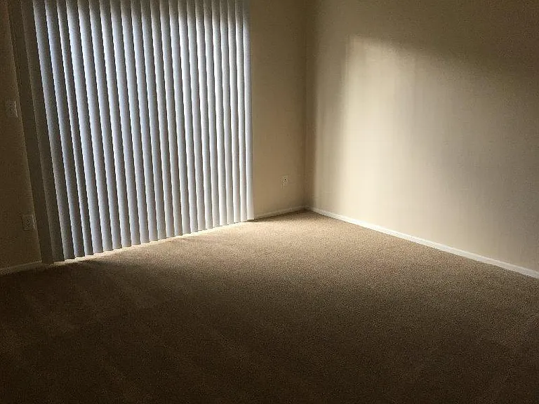 200 N Gilbert St #49 — Photo 31