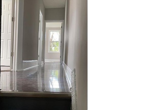 2nd image of 1110 W Glenwood Ave