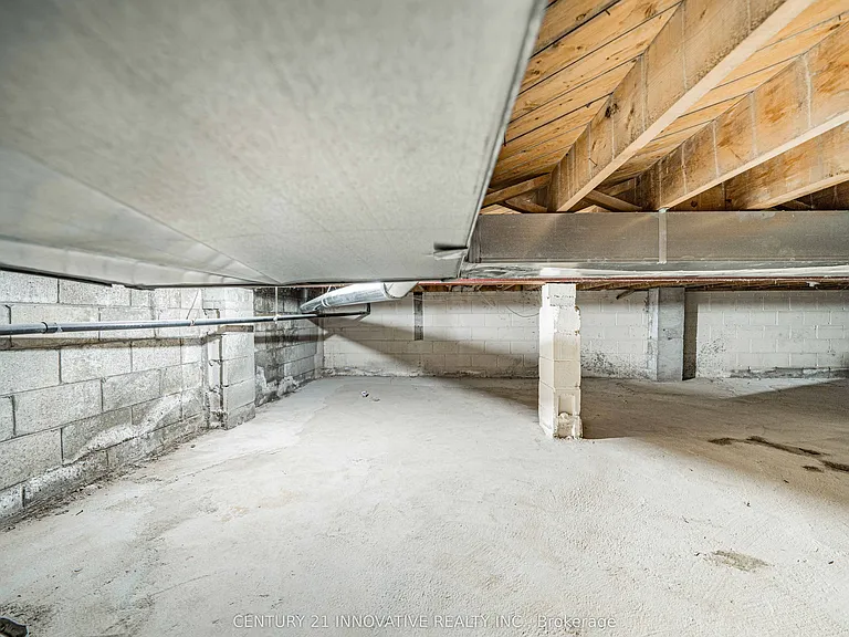 58 Carsbrooke Rd — Photo 40