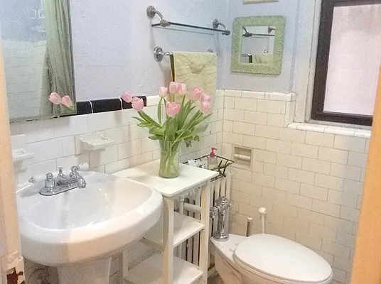 Rented by NY Casa Group | media 9