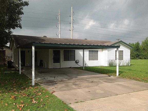 2nd image of 2531 Central Blvd