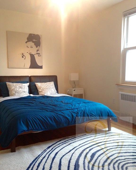 1st image of 1866 Burnett St #2