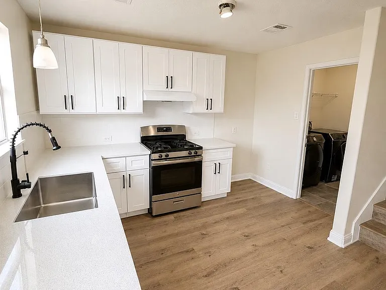 3910 Wimberley Hollow Ln — Photo 6