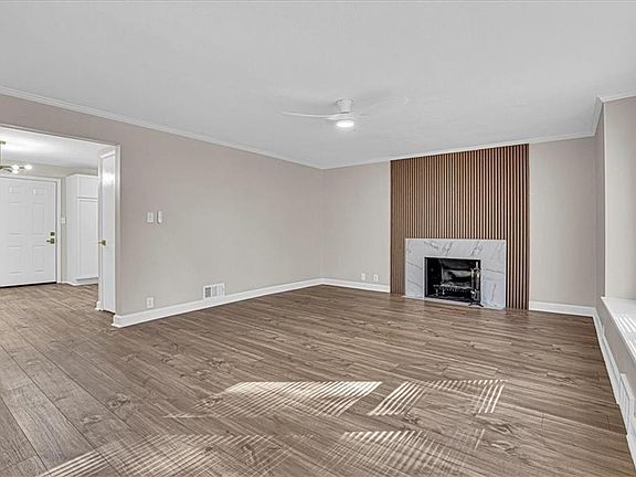 5th image of 5545 NW Meadowvale Dr