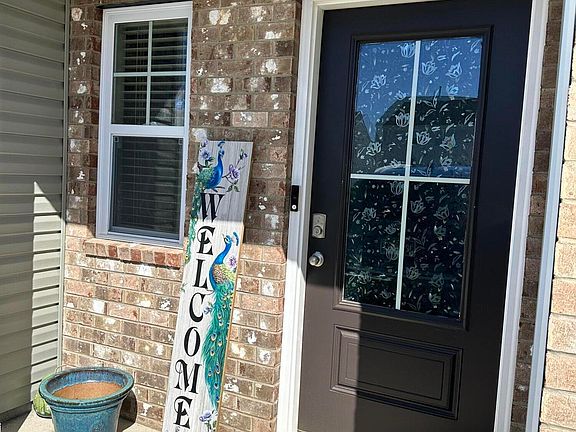 2nd image of 70 Moon Rock Ct #0