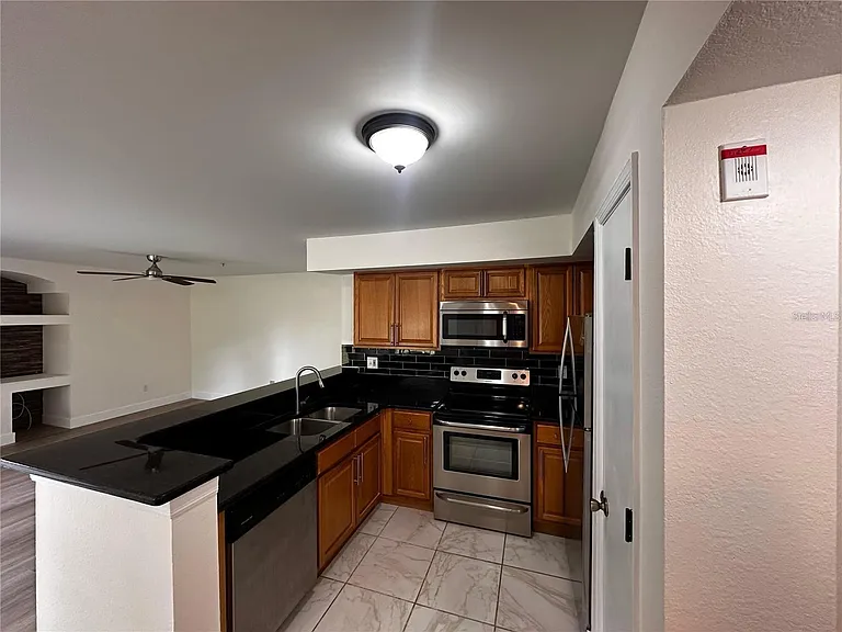 7220 Westpointe Blvd #1414 — Photo 8