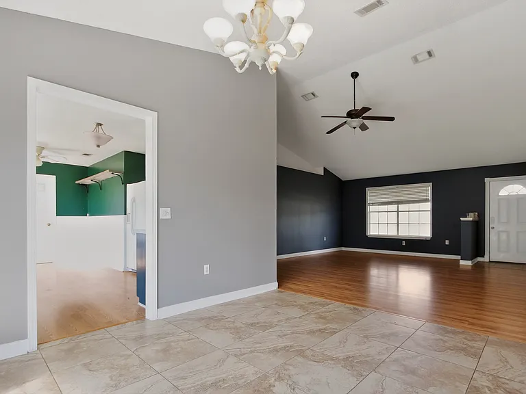 4799 Coronado Cir — Photo 8