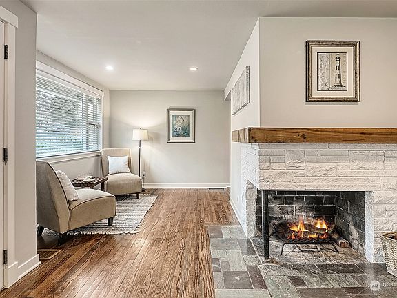 5th image of 17737 11th Avenue NE