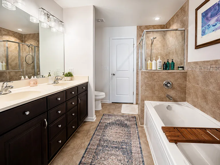 120 Lakeshore Dr #120 — Photo 13