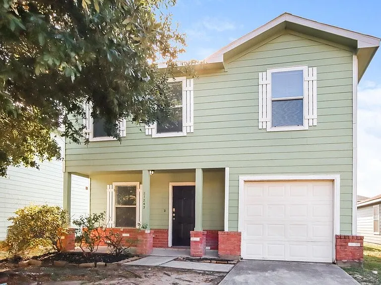 21243 Linden House Ct — Photo 1