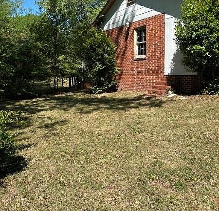 2nd image of 2058 Melton Ave