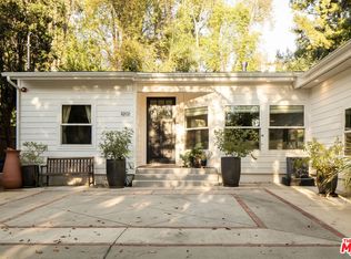 11202 Canton Dr, Studio City, CA 91604