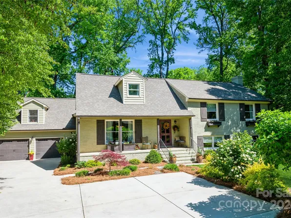 4027 Rutherford Dr, Charlotte, NC 28210