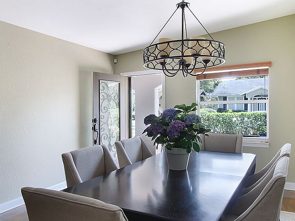 3rd image of 2907 W Sitios St