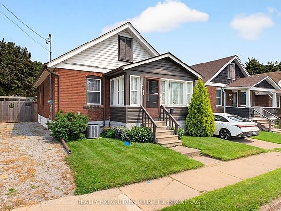 2nd image of 5179 Huron St
