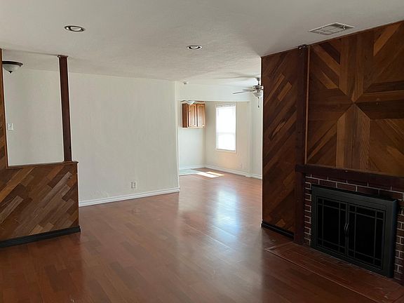 2nd image of 4514 Goldfield Ave