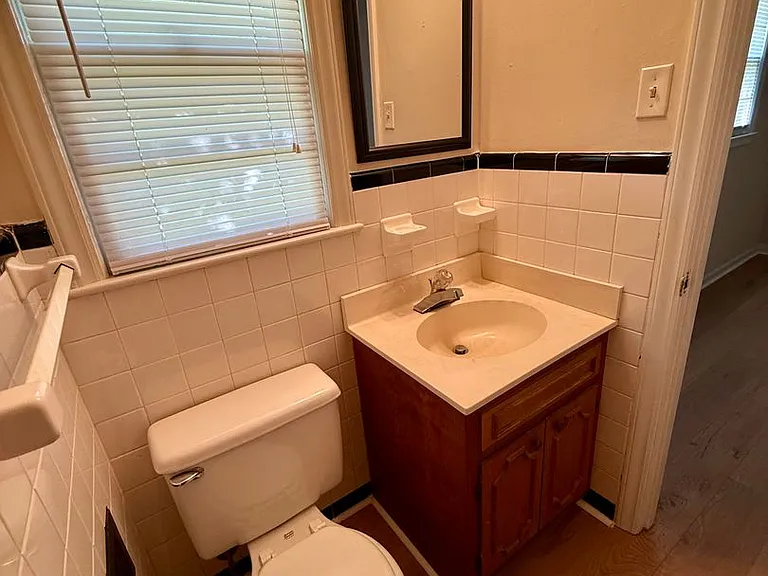 2609 Hickory Ave — Photo 16