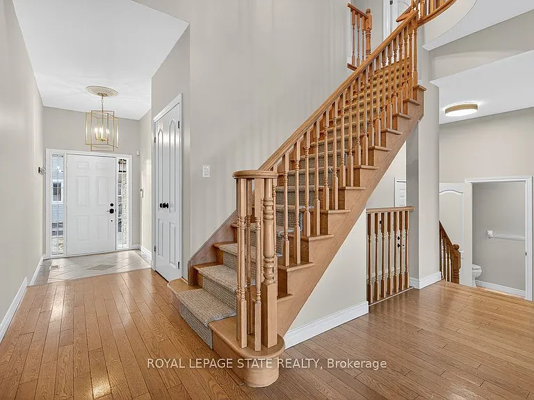 97 Sunvale Pl #4 — Photo 24