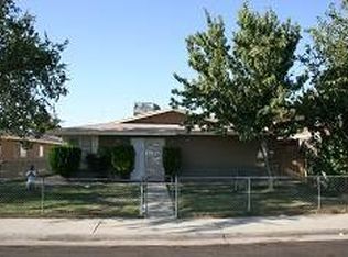 Knotts St 704, Bakersfield, CA 93305