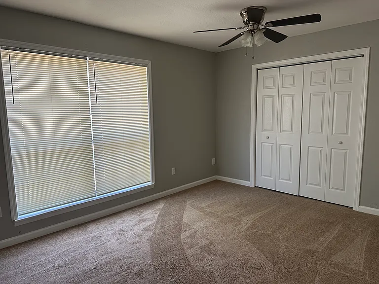 900 Mountain Creek Rd #Q284 — Photo 16