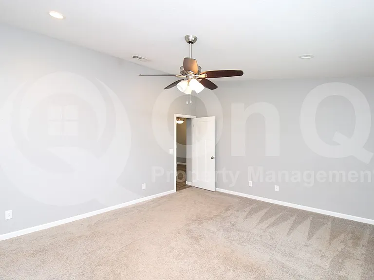 21009 S 194th St — Photo 8
