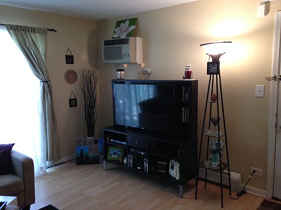 5th image of 414 Gregory Ave