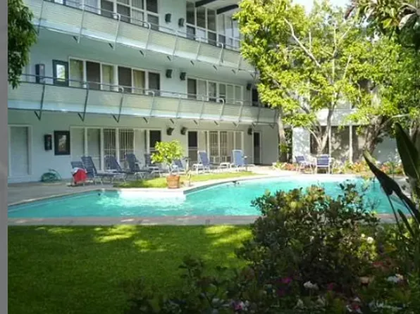 Sunset Lanai Apartments, 1422 N Sweetzer Ave #3e700fc60, West Hollywood, CA 90069