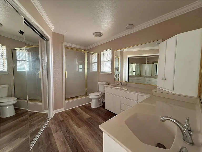 5850 Dacy Ln — Photo 12