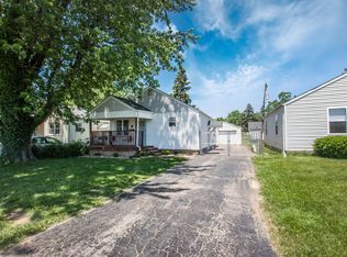725 E Fairoaks Ave, Peoria, IL