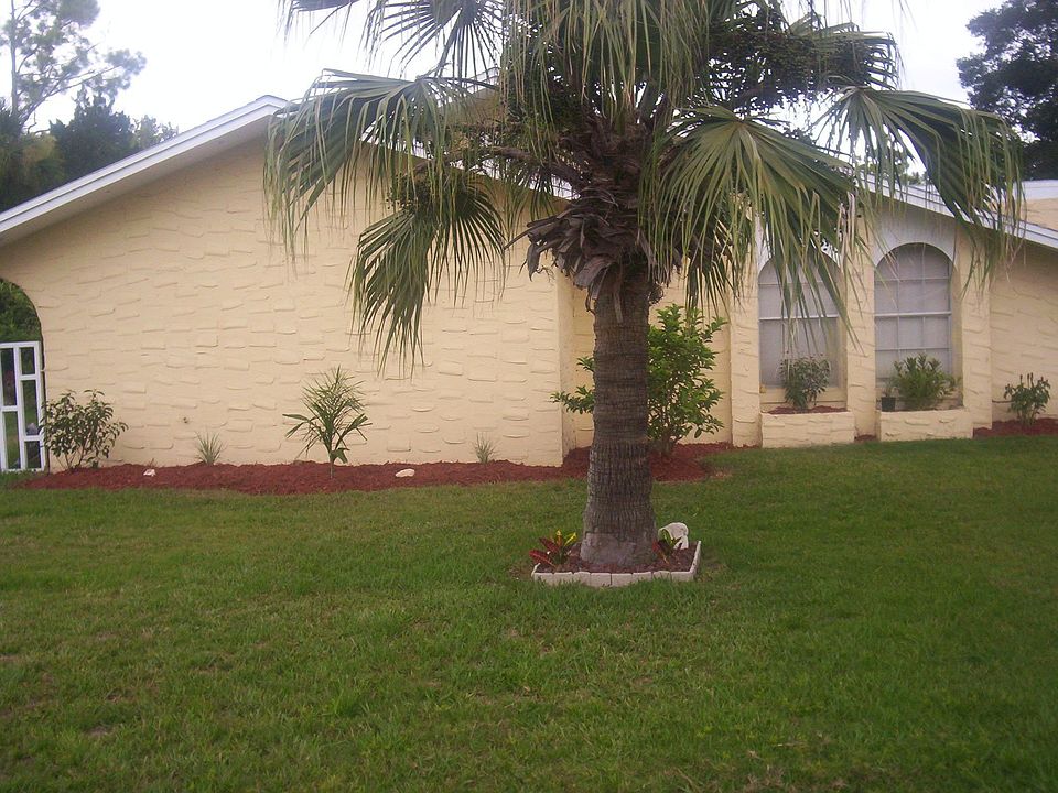 Golf Course Community